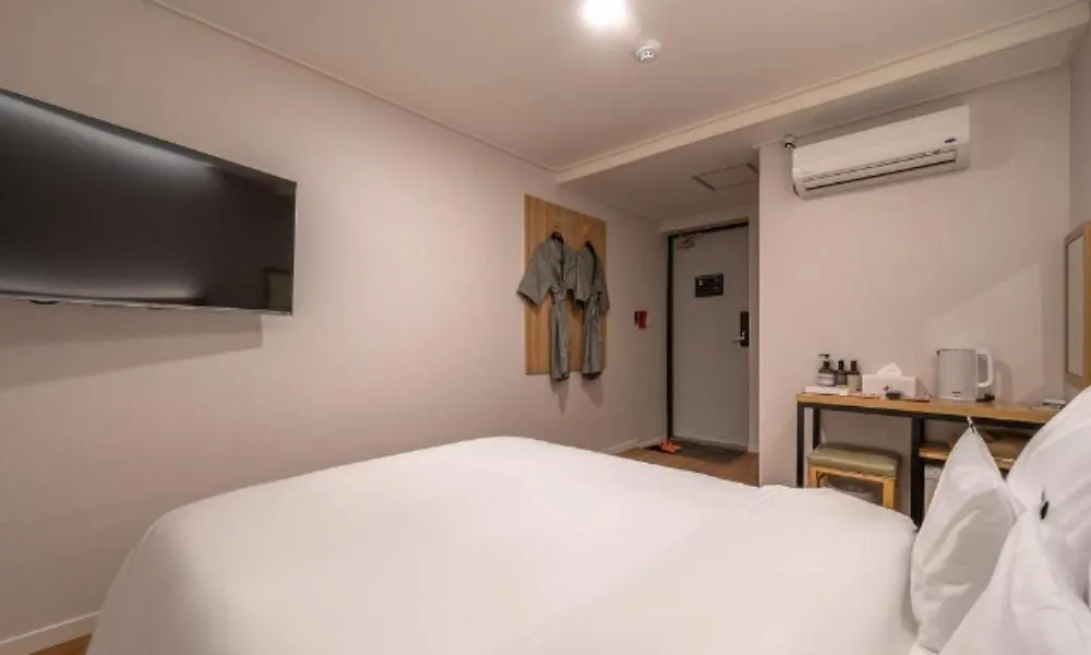 ***  Haeundae Dongbeck Hotel Busan South Korea